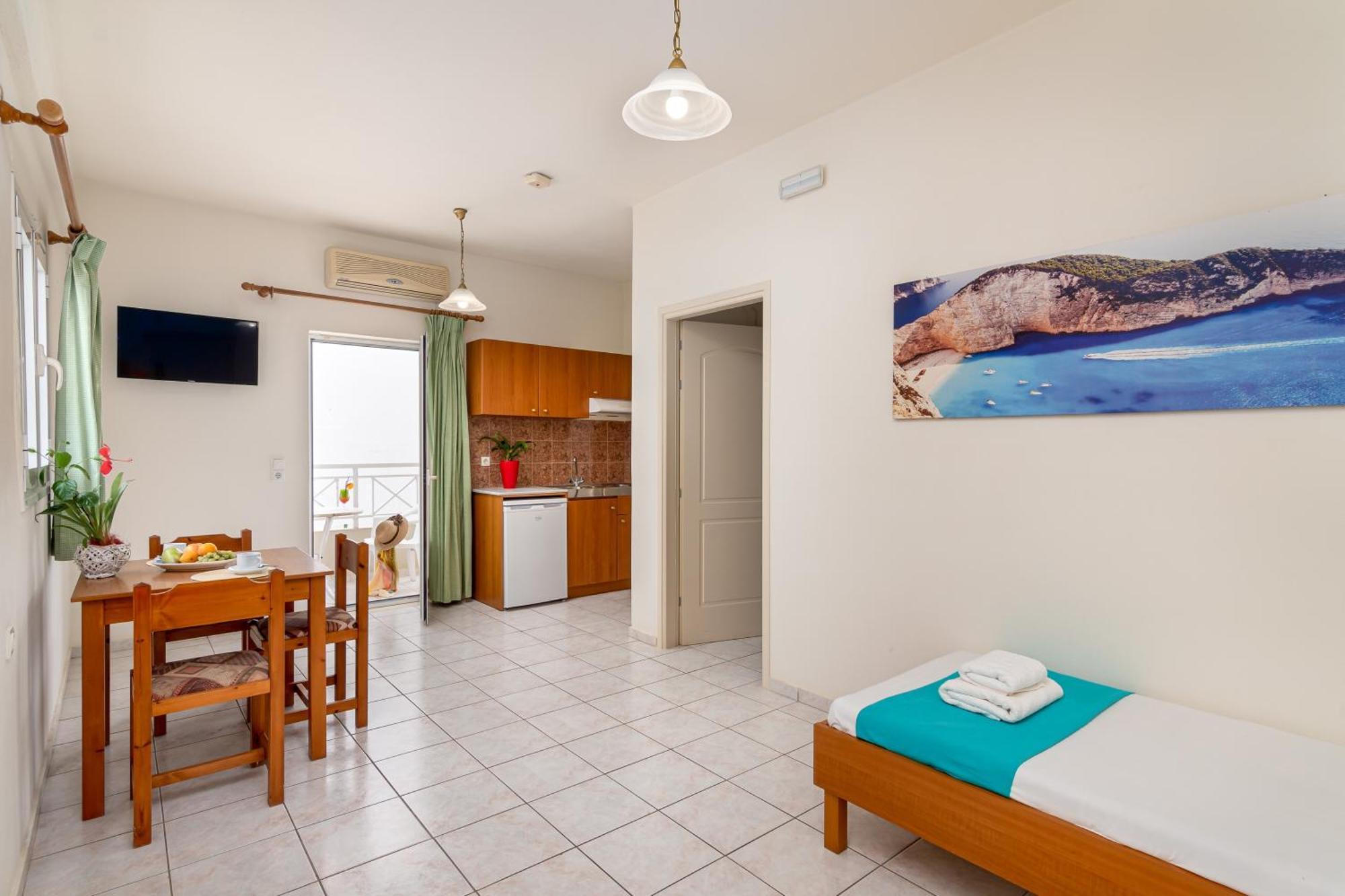 Mylos Apartments Anissaras Херсонісос Екстер'єр фото